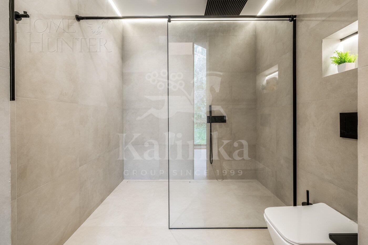2-этажный коттедж 260 м² с отделкой