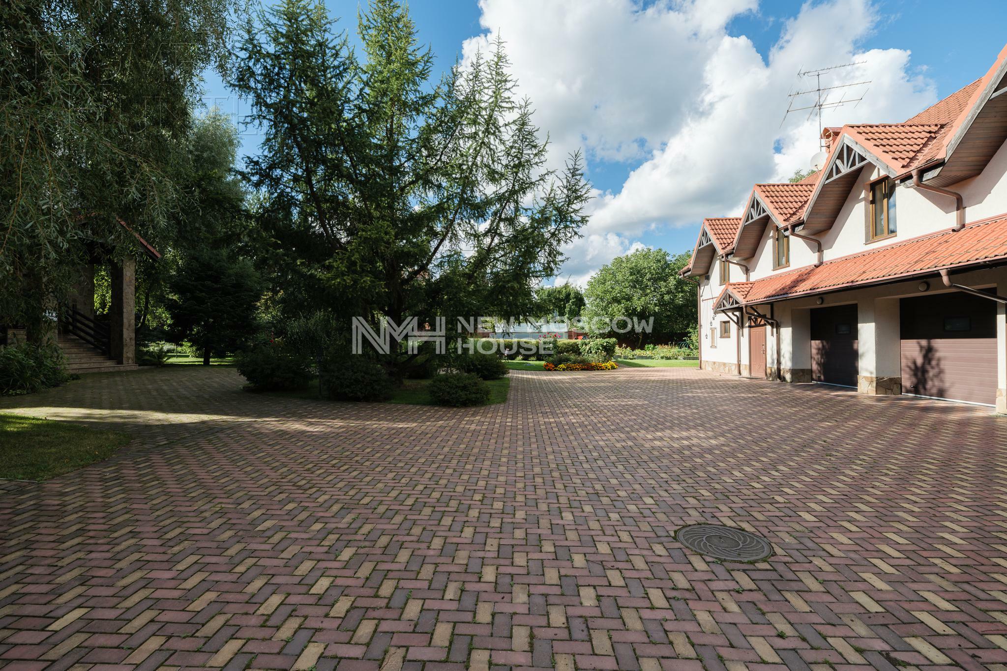 4-этажный коттедж 1 344 м² с отделкой