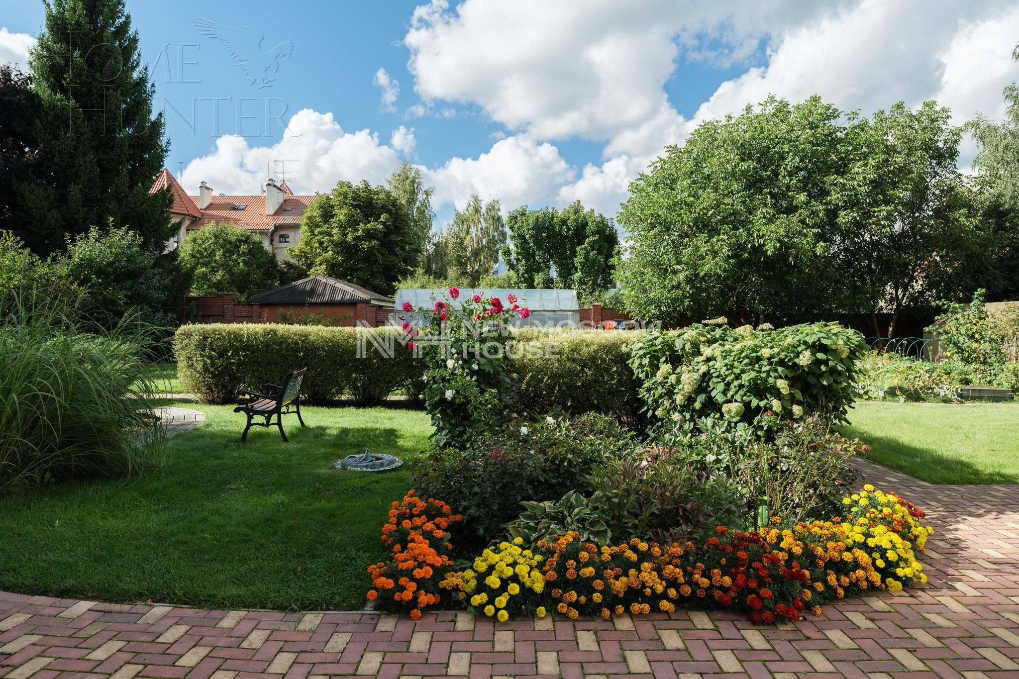 4-этажный коттедж 1 344 м² с отделкой
