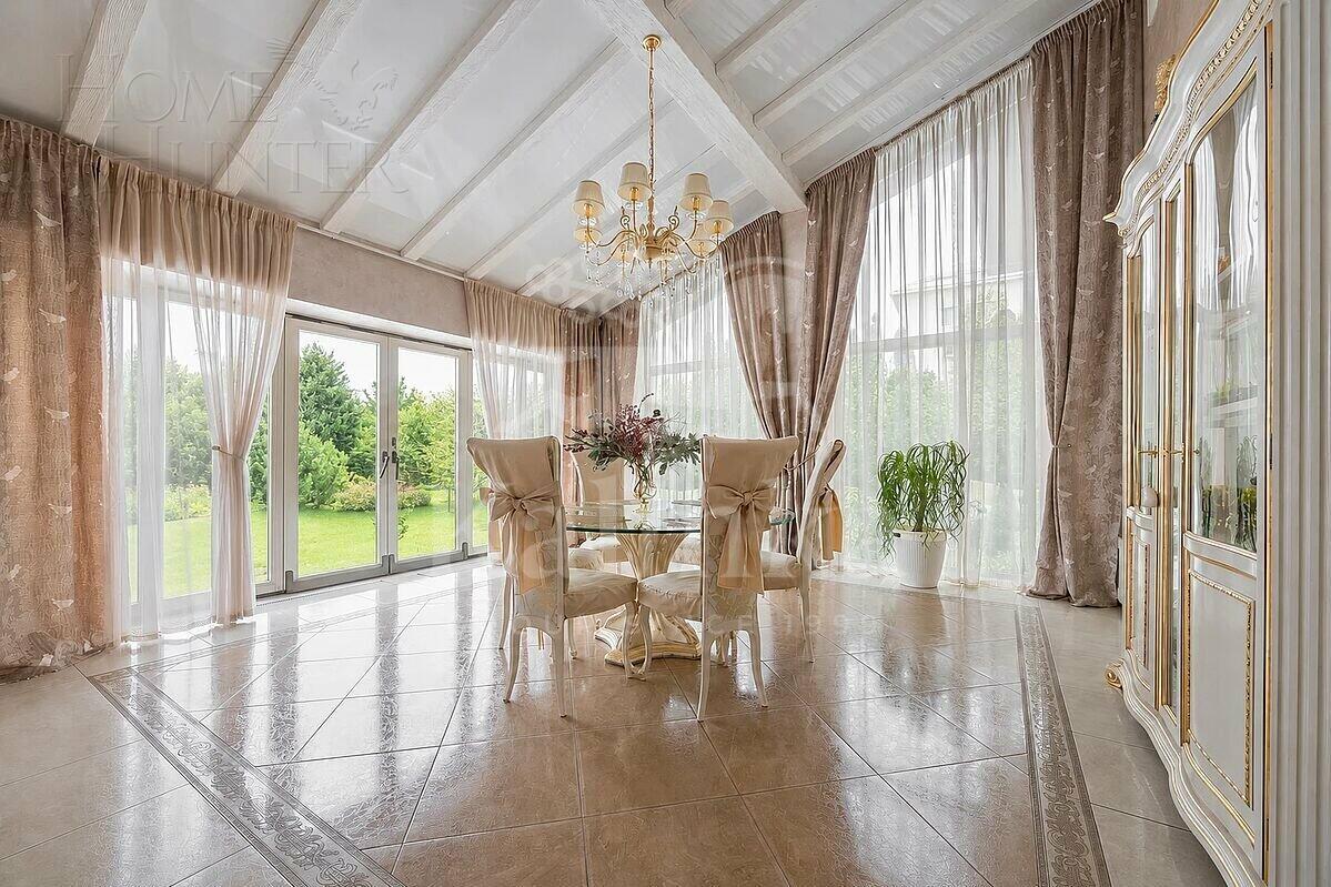 3-этажный коттедж 800 м² с отделкой