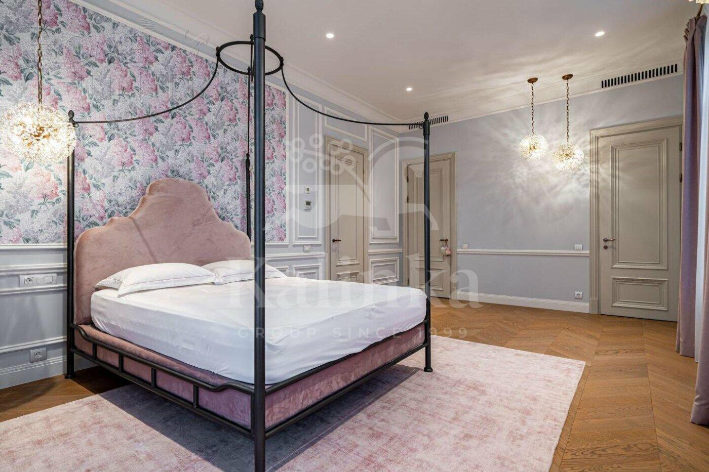 2-этажный коттедж 606.5 м² с отделкой