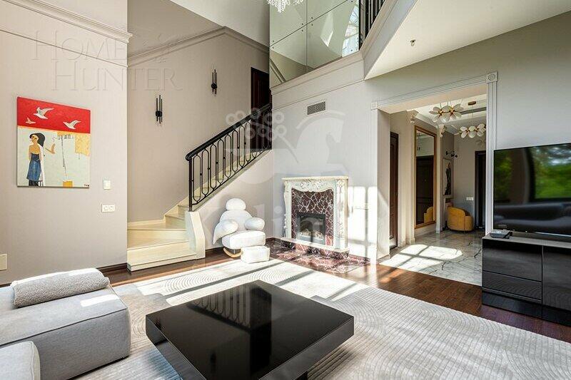 3-этажный коттедж 250 м² с отделкой