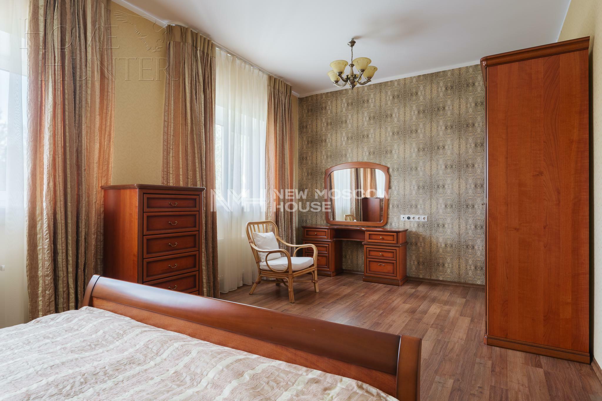 4-этажный коттедж 1 344 м² с отделкой