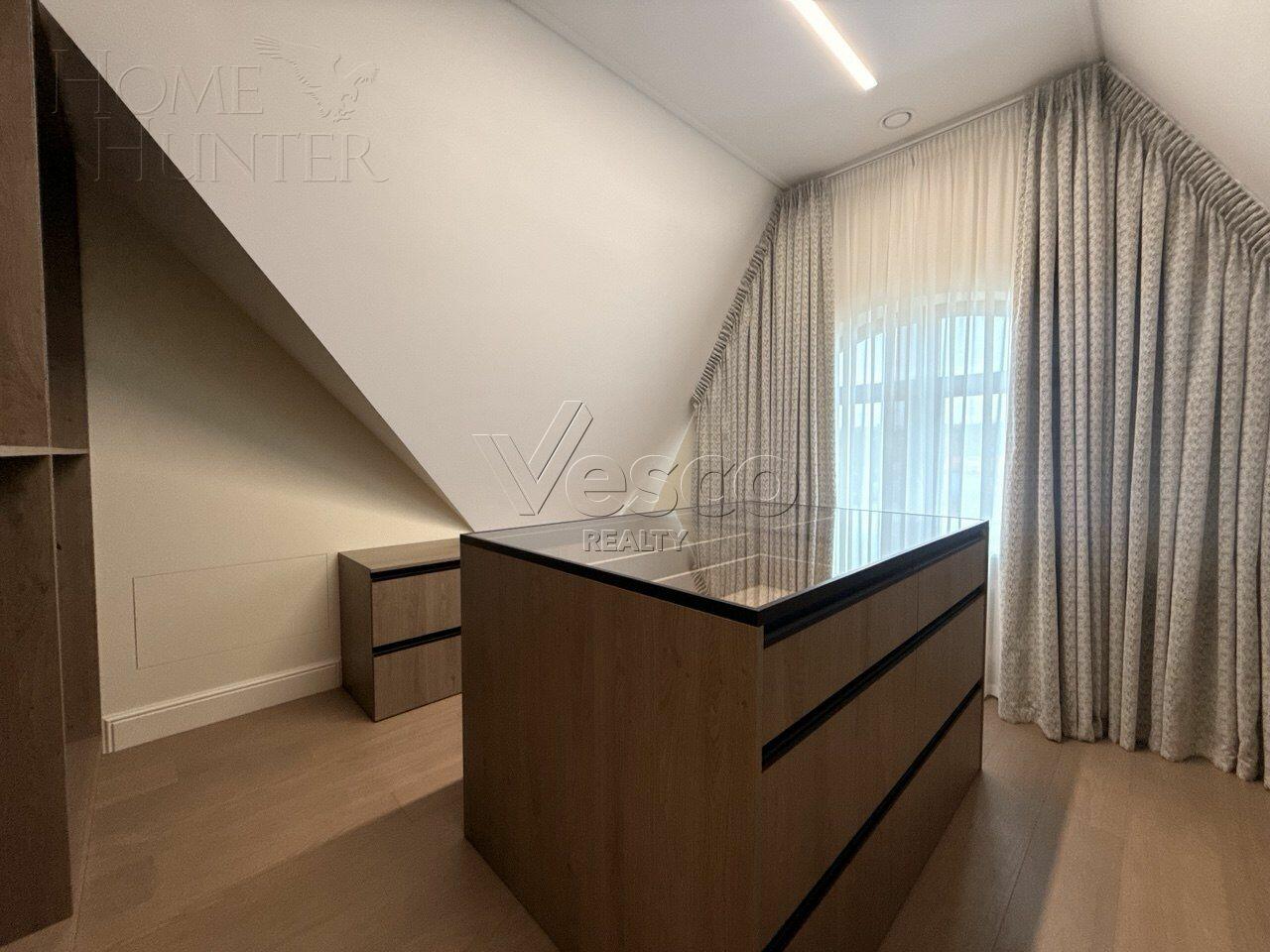 2-этажный коттедж 697 м² с отделкой