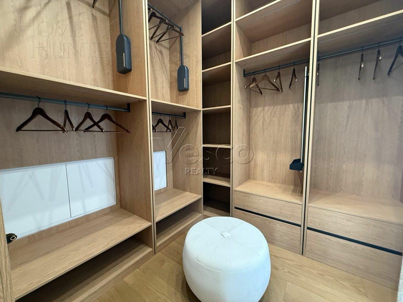 2-этажный коттедж 652 м² с отделкой