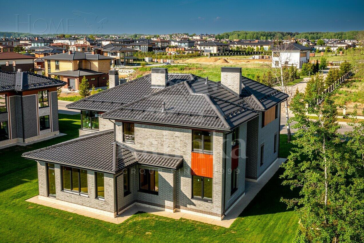 2-этажный коттедж 298.3 м² без отделки