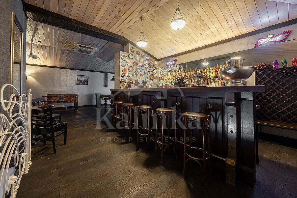 3-этажный коттедж 800 м² с отделкой