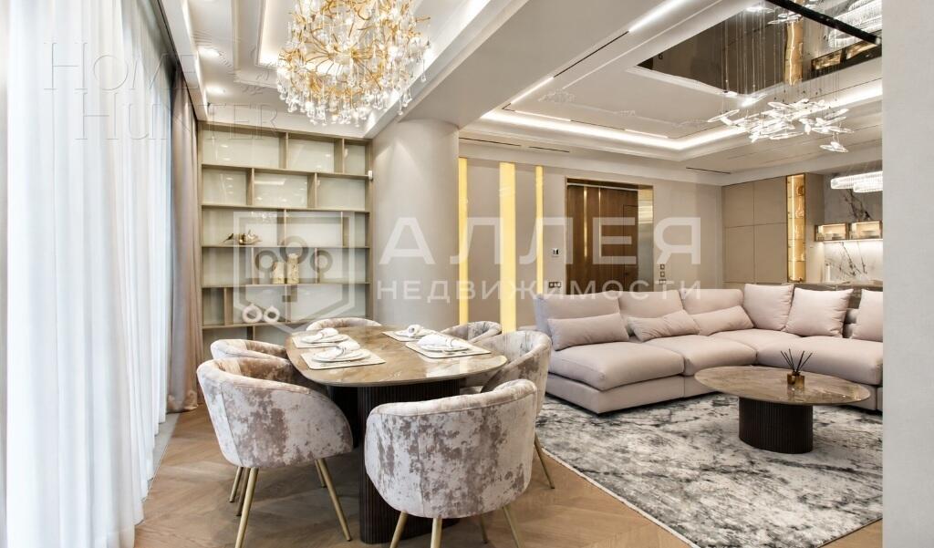 2-этажный таунхаус 380 м² с отделкой