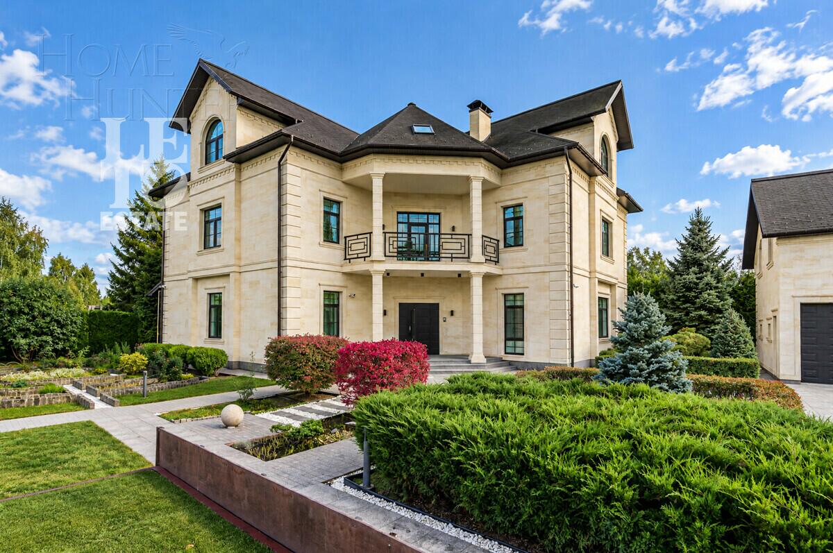 1-этажный коттедж 1 280 м² с отделкой