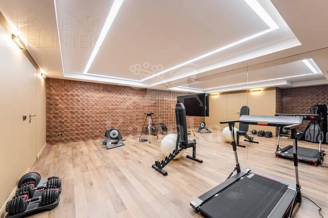 3-этажный коттедж 960 м² с отделкой