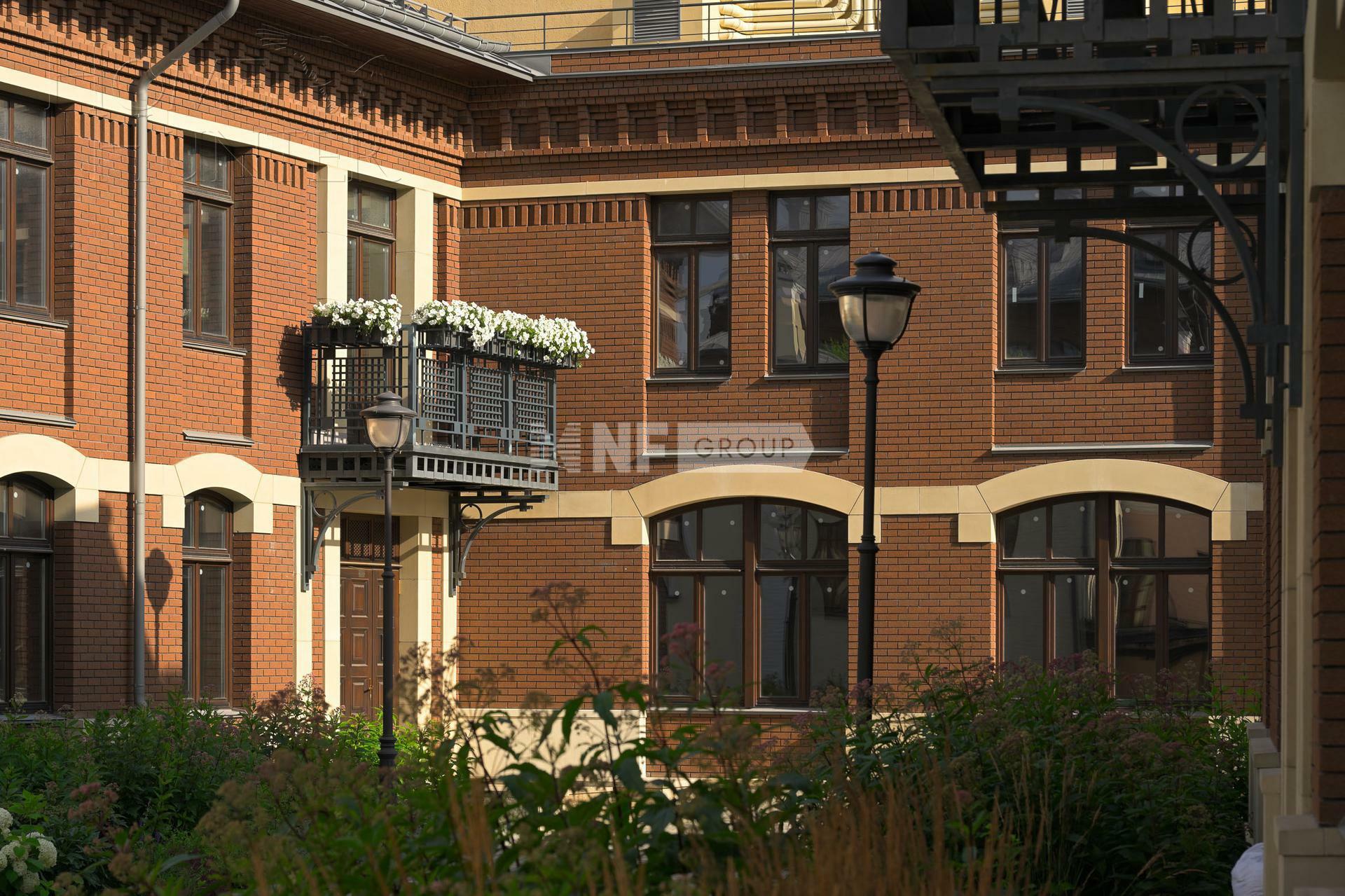 4-УРОВНЕВЫЙ ТАУНХАУС БЕЗ ОТДЕЛКИ 590 М² НА 1 ЭТАЖЕ