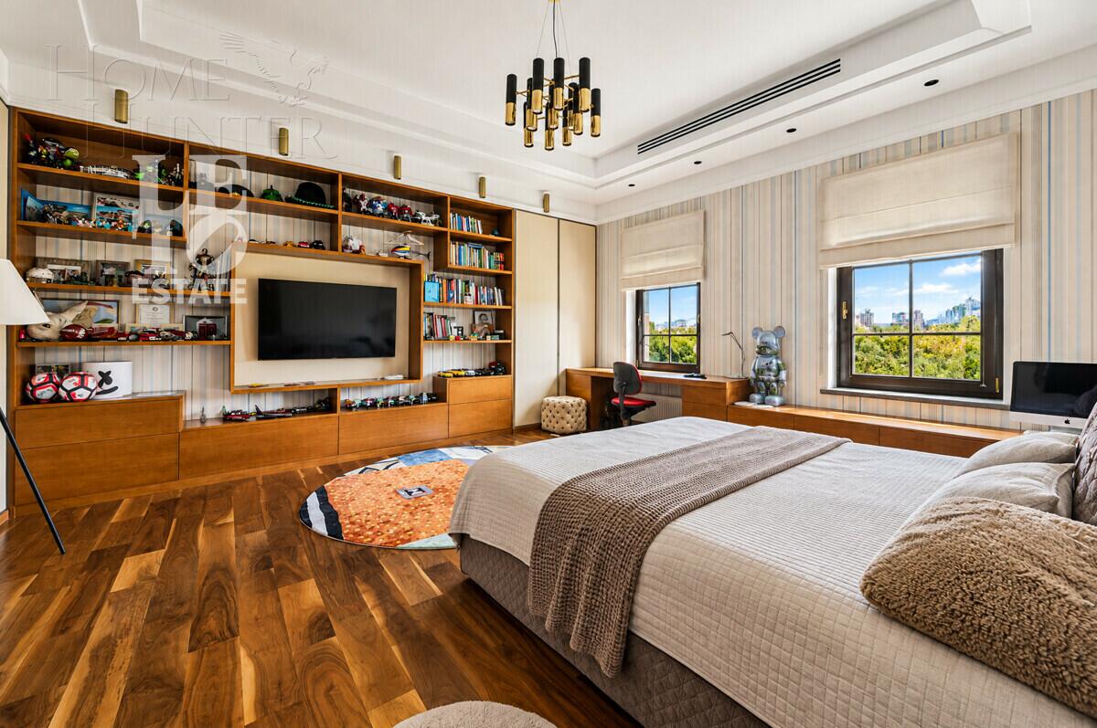 1-этажный коттедж 1 280 м² с отделкой