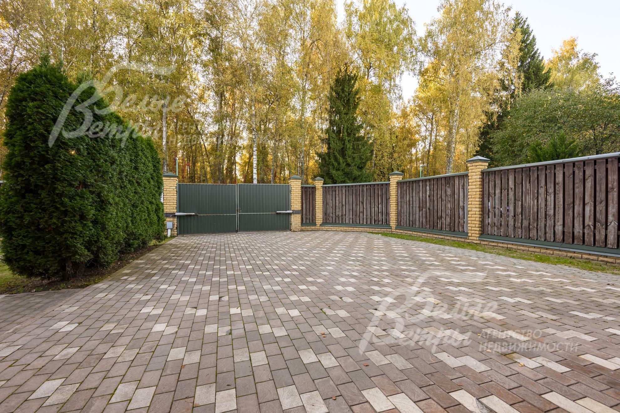 3-этажный коттедж 476 м² с отделкой