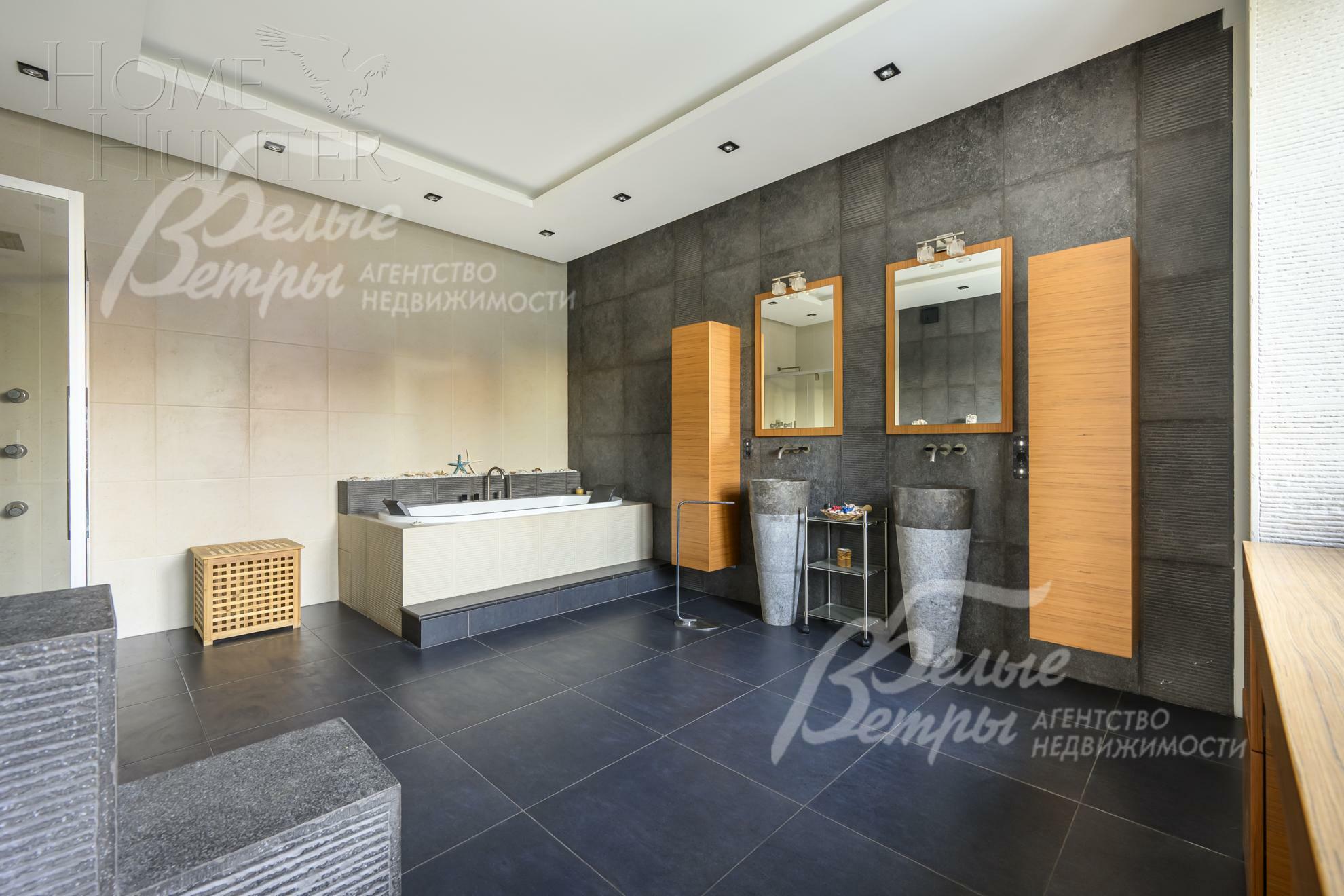 3-этажный коттедж 476 м² с отделкой