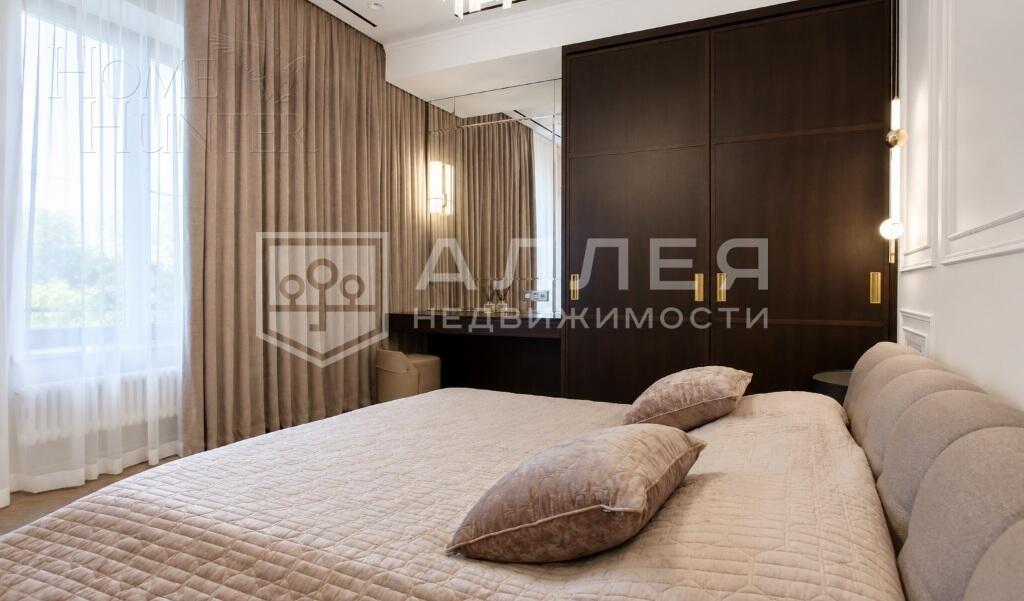 2-этажный таунхаус 380 м² с отделкой