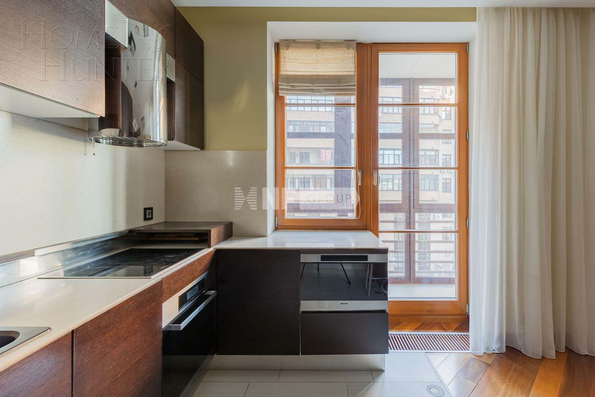 4-КОМН. КВАРТИРА С ОТДЕЛКОЙ 130.7 М² НА 4 ЭТАЖЕ