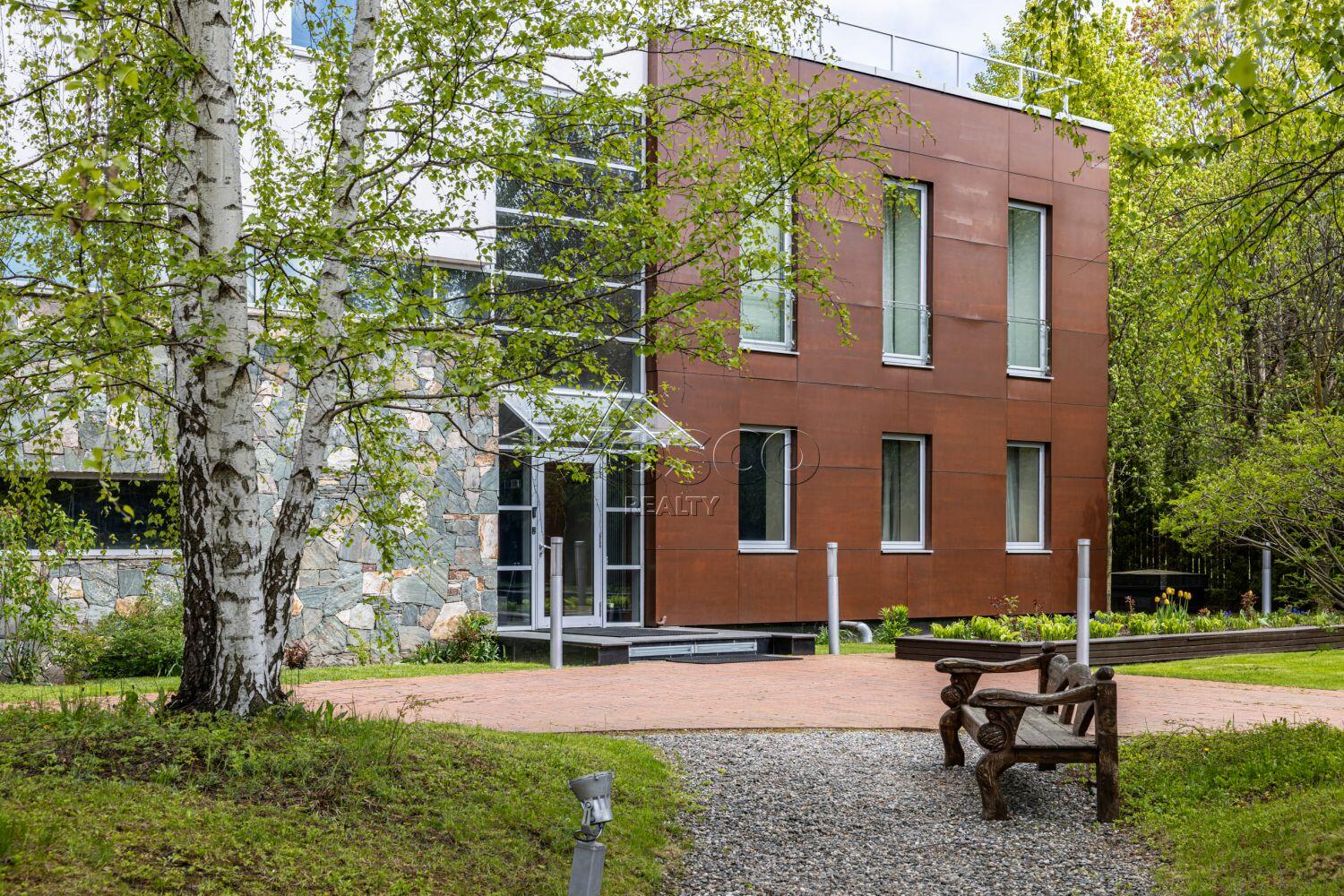 2-этажный коттедж 1 534 м² с отделкой