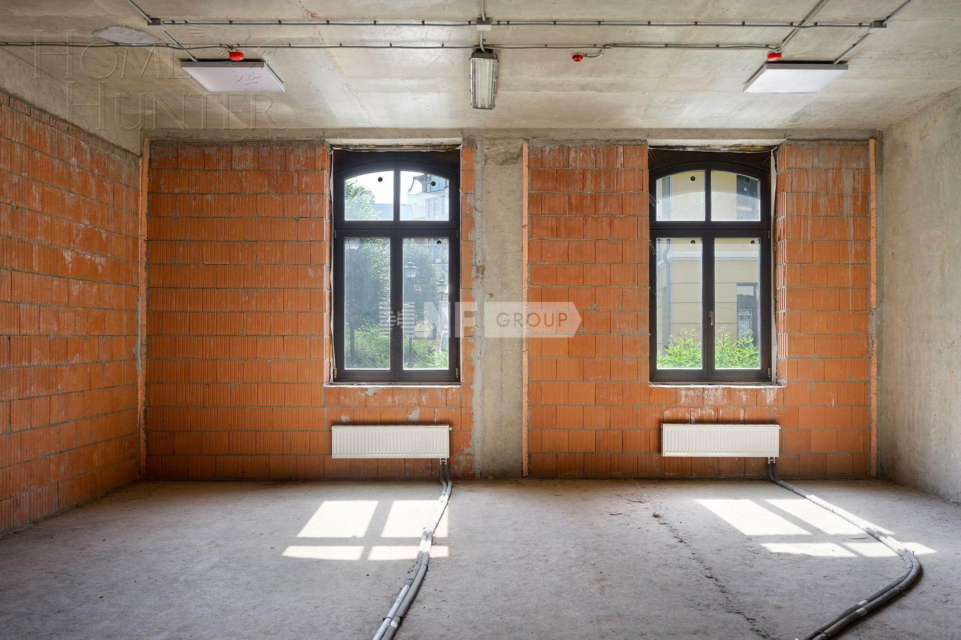 4-УРОВНЕВЫЙ ТАУНХАУС БЕЗ ОТДЕЛКИ 590 М² НА 1 ЭТАЖЕ