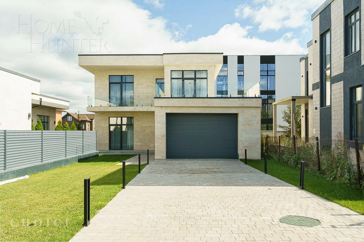 2-этажный коттедж 245 м² с отделкой