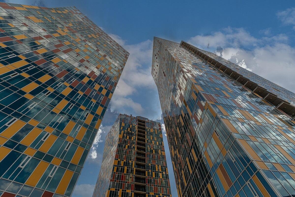 4-КОМН. КВАРТИРА С ОТДЕЛКОЙ 147.5 М² НА 22 ЭТАЖЕ