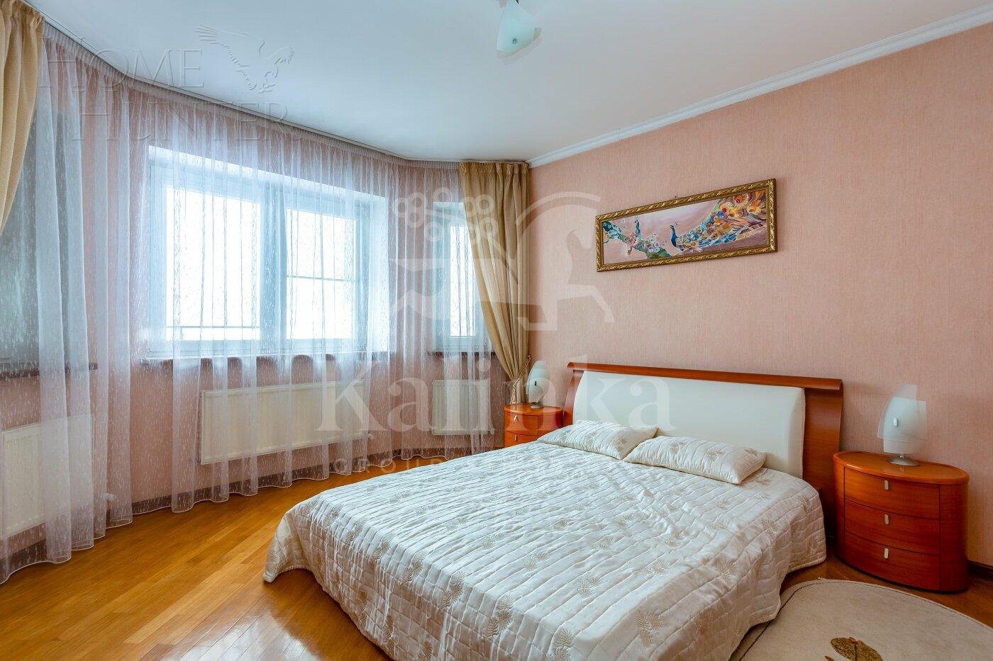 2-этажный коттедж 450 м² с отделкой