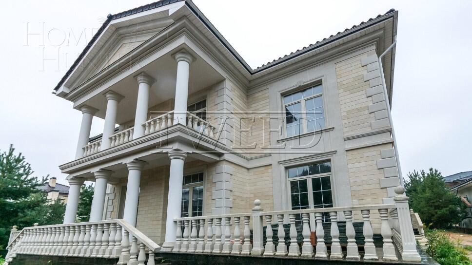 2-этажный коттедж 450 м² без отделки
