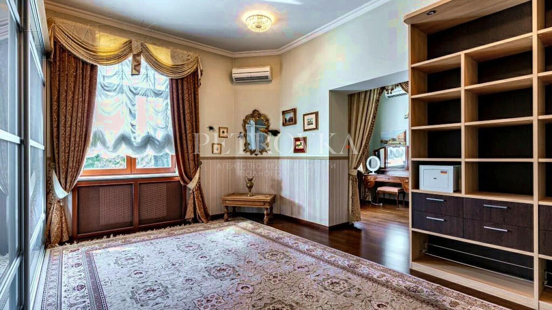 1-этажный коттедж 2 008 м² с отделкой