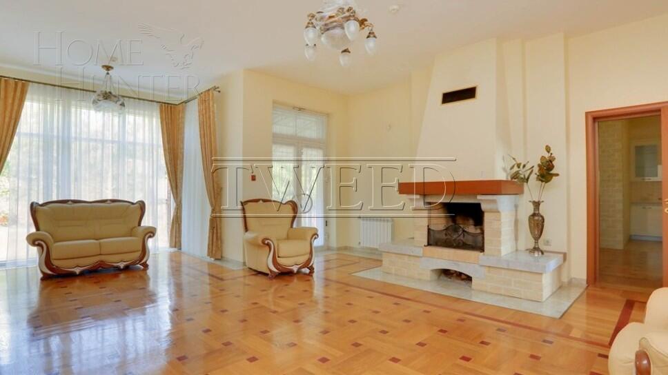 3-этажный коттедж 720 м² с отделкой