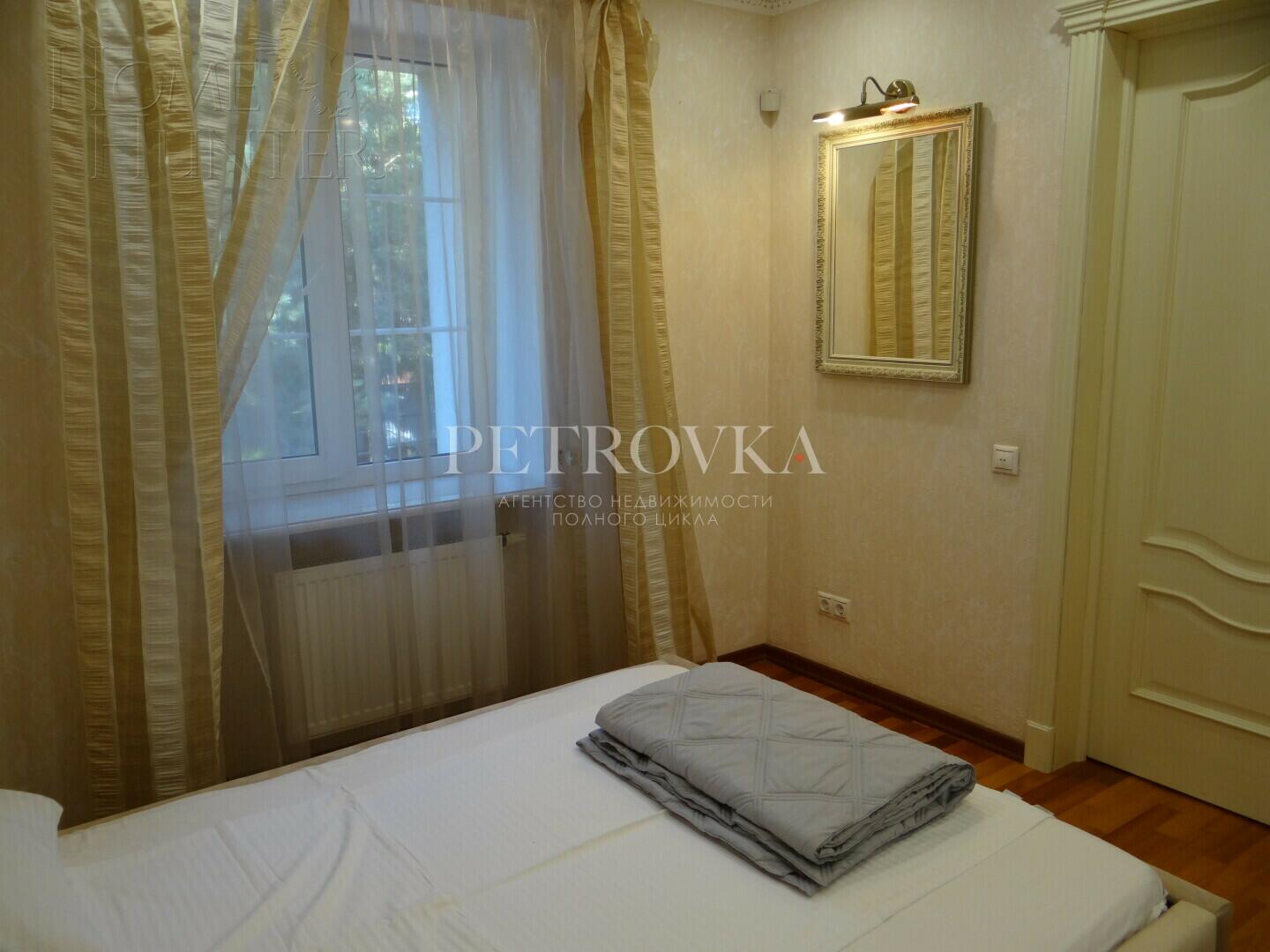1-этажный коттедж 1 014 м² с отделкой