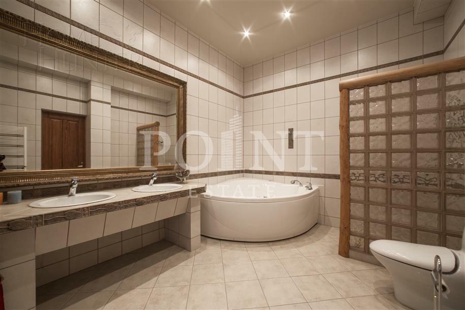 КОТТЕДЖ 1 100 м² с отделкой