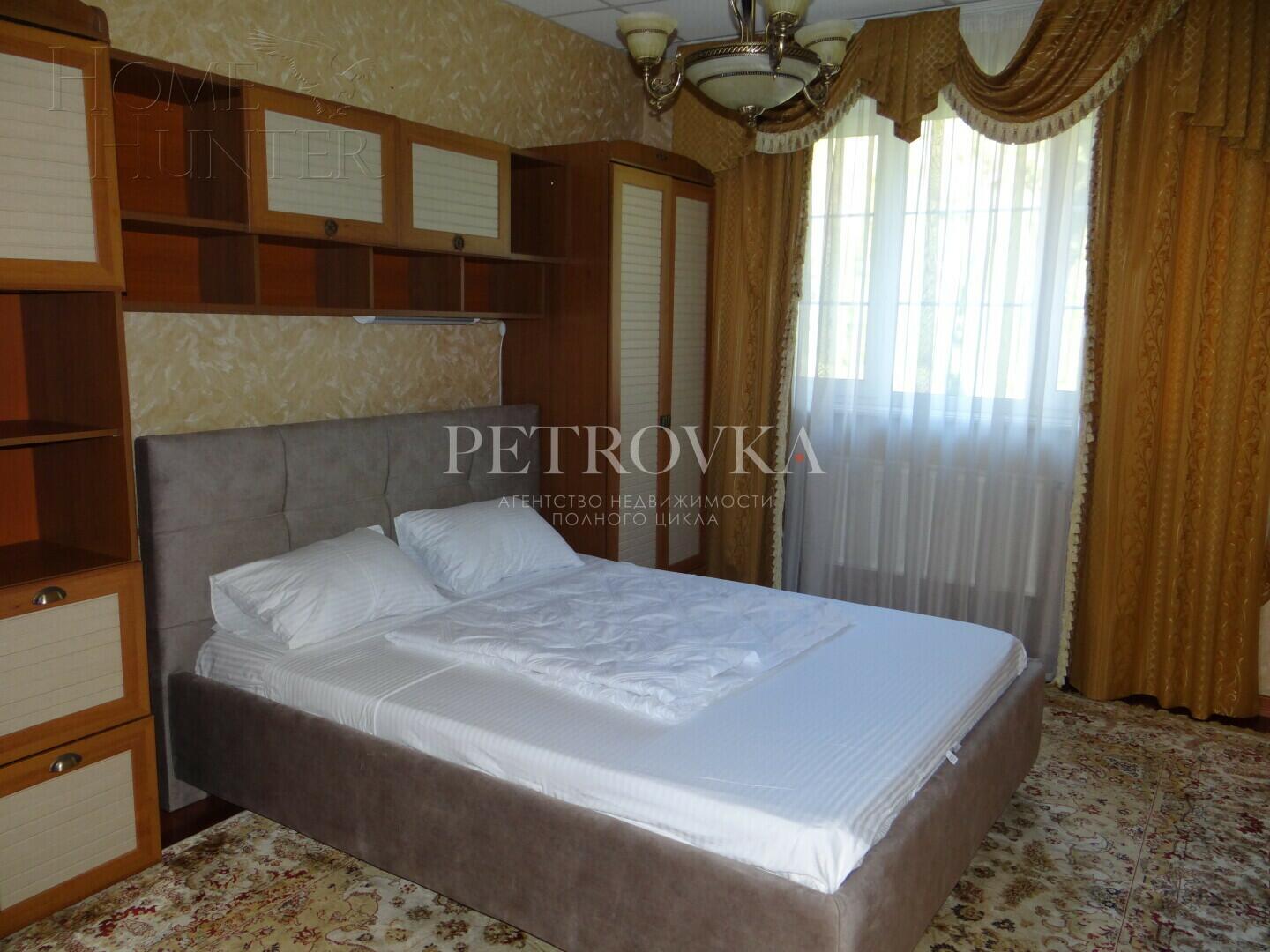 1-этажный коттедж 1 014 м² с отделкой