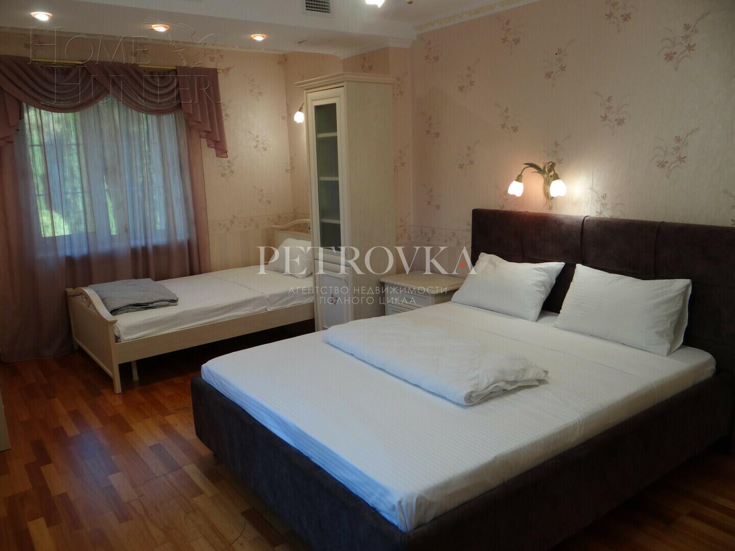 1-этажный коттедж 1 014 м² с отделкой