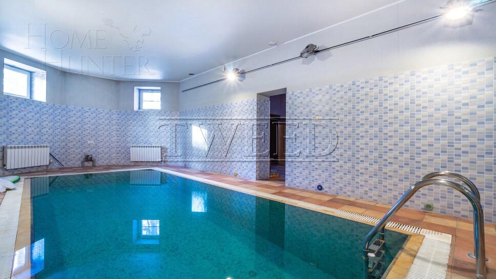 4-этажный коттедж 590 м² с отделкой