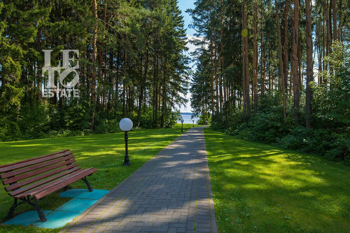 1-этажный коттедж 470 м² с отделкой