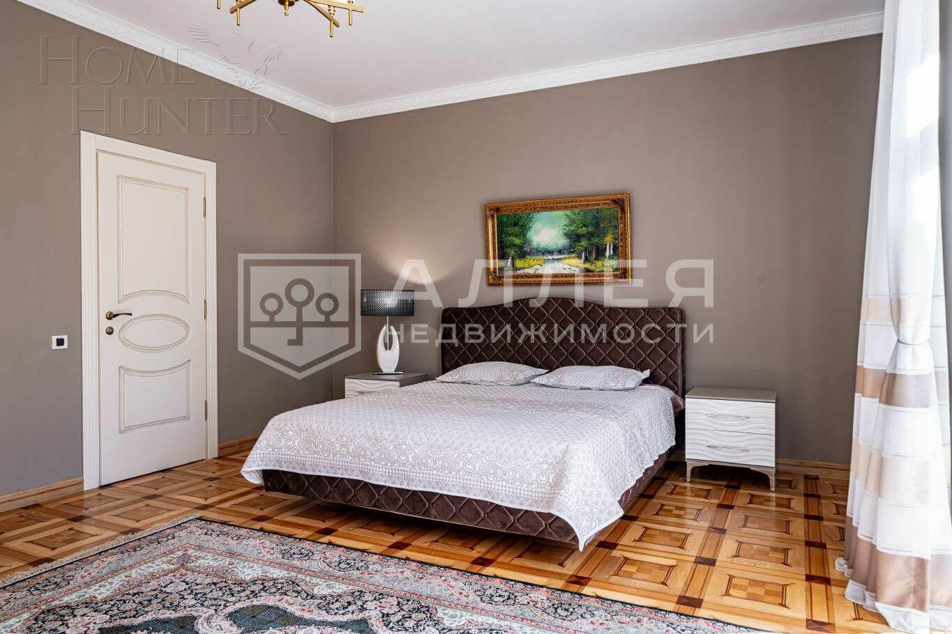 3-этажный коттедж 1 065 м² с отделкой