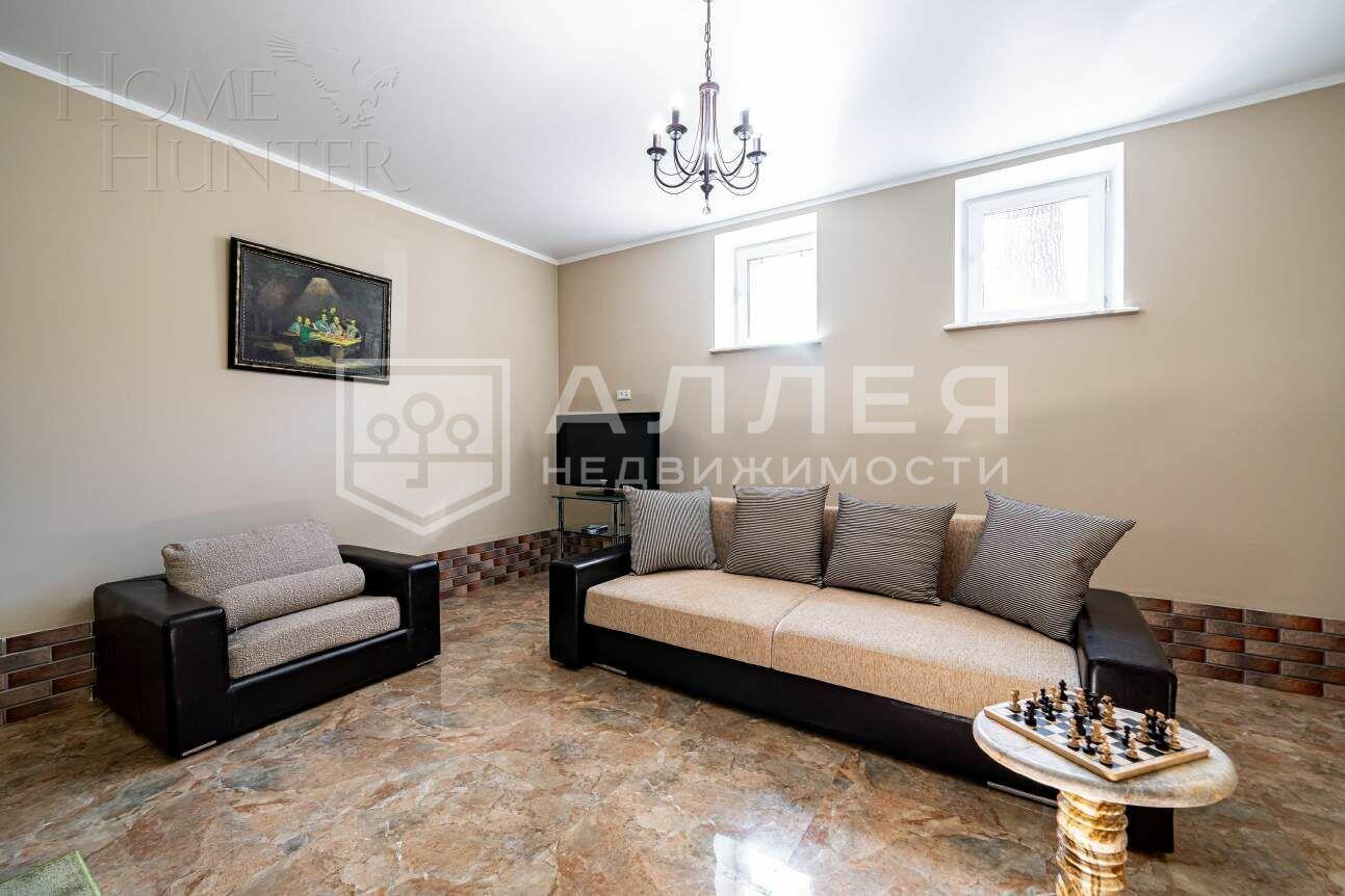 3-этажный коттедж 1 065 м² с отделкой
