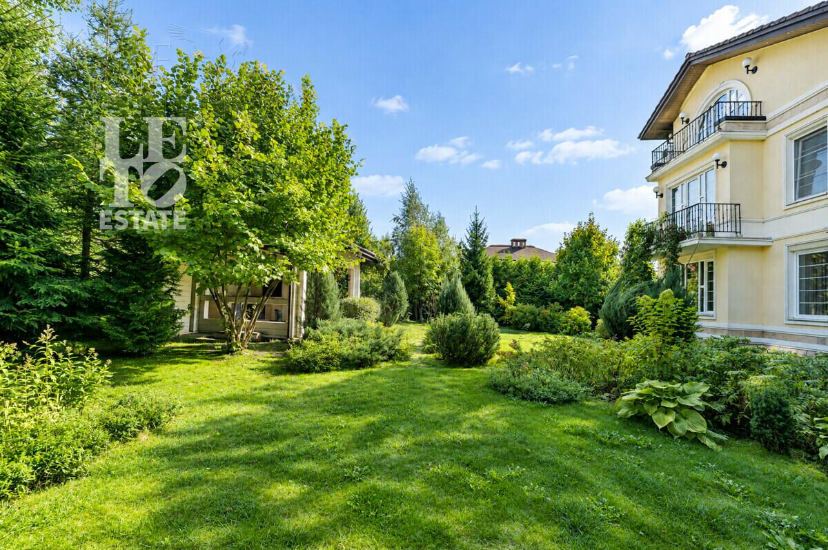 1-этажный коттедж 470 м² с отделкой