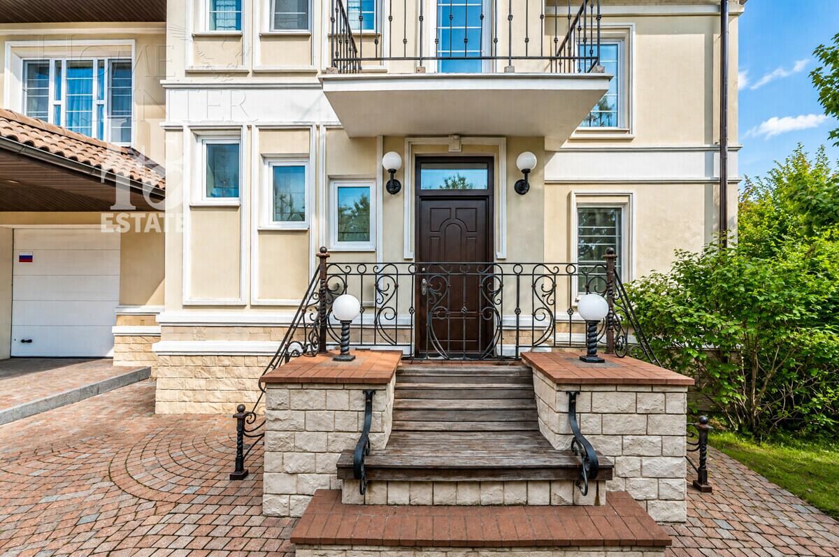 1-этажный коттедж 470 м² с отделкой