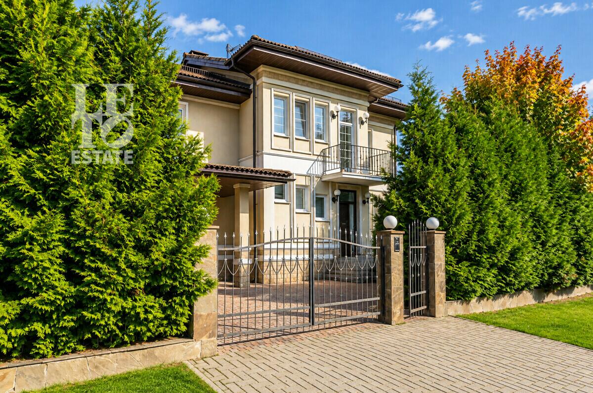 1-этажный коттедж 470 м² с отделкой
