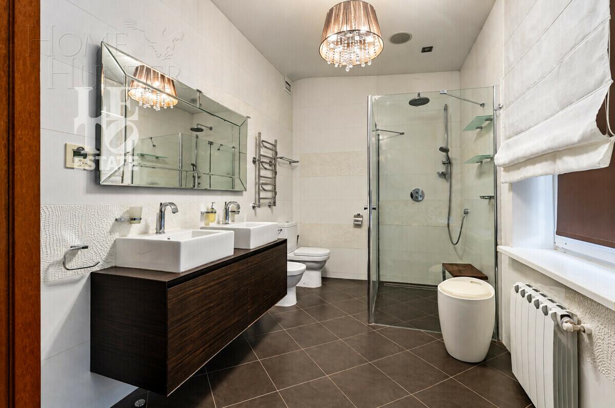 1-этажный коттедж 470 м² с отделкой