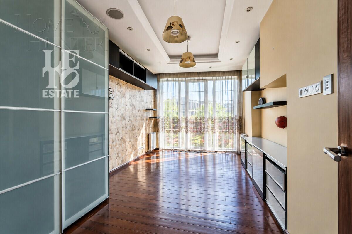 1-этажный коттедж 470 м² с отделкой
