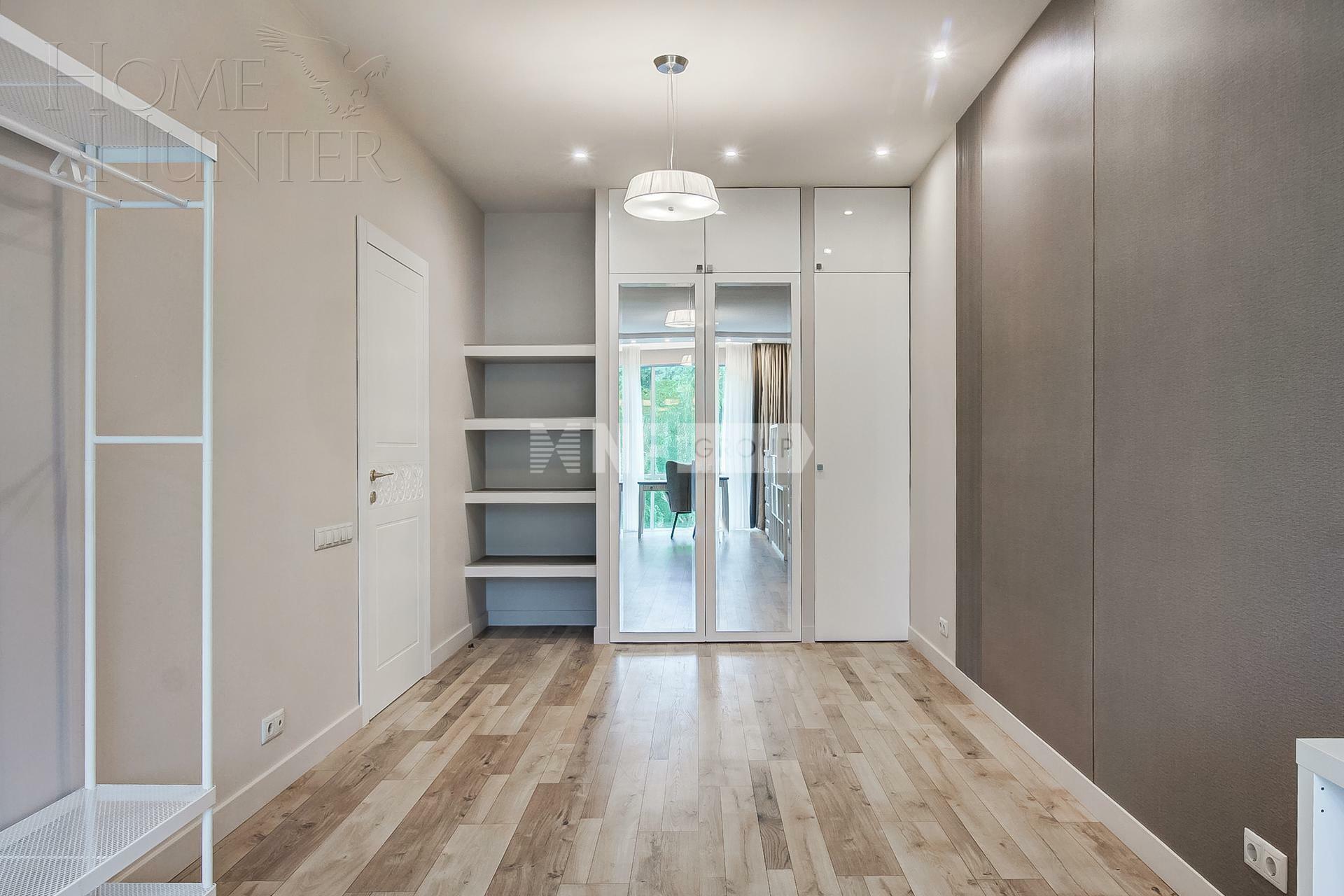 3-КОМН. КВАРТИРА С ОТДЕЛКОЙ 118 М² НА 3 ЭТАЖЕ