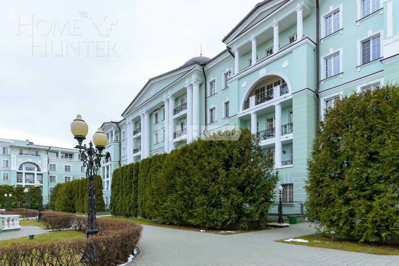 4-УРОВНЕВЫЙ ТАУНХАУС С ОТДЕЛКОЙ 450 М² НА 1 ЭТАЖЕ