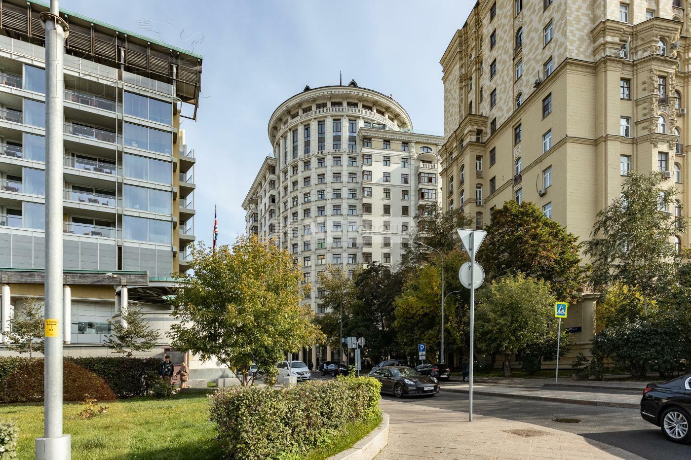 4-КОМН. КВАРТИРА С ОТДЕЛКОЙ 204 М² НА 3 ЭТАЖЕ