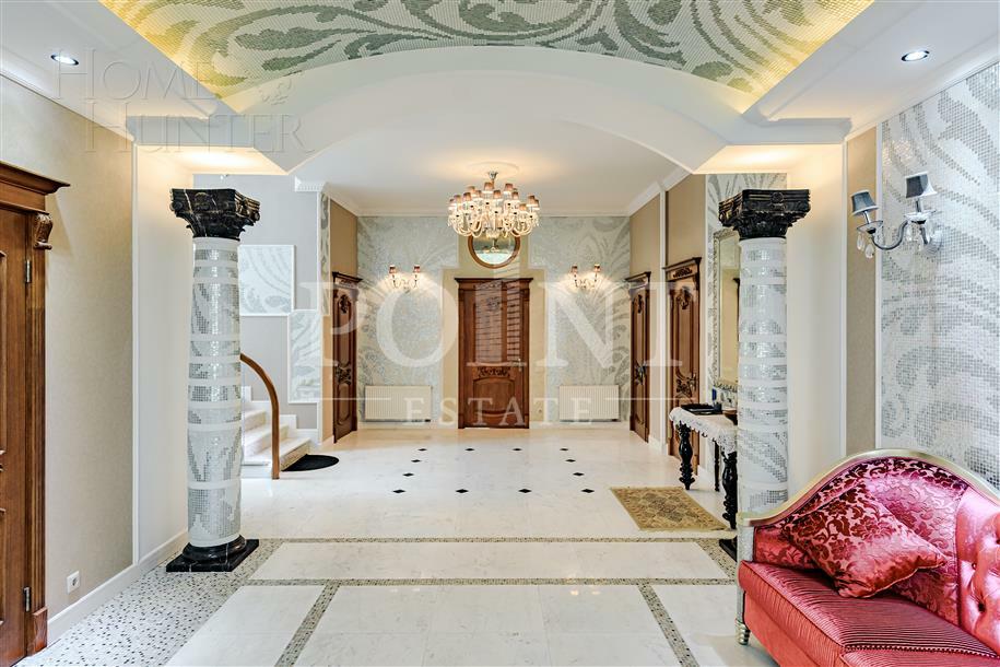 КОТТЕДЖ 1 300 м² с отделкой