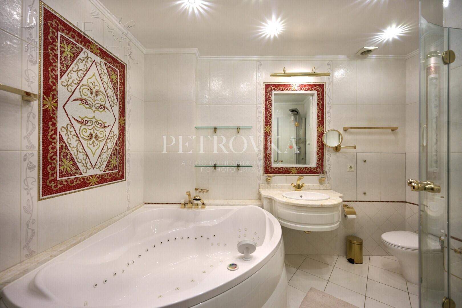 5-КОМН. КВАРТИРА С ОТДЕЛКОЙ 162.1 М² НА 10 ЭТАЖЕ