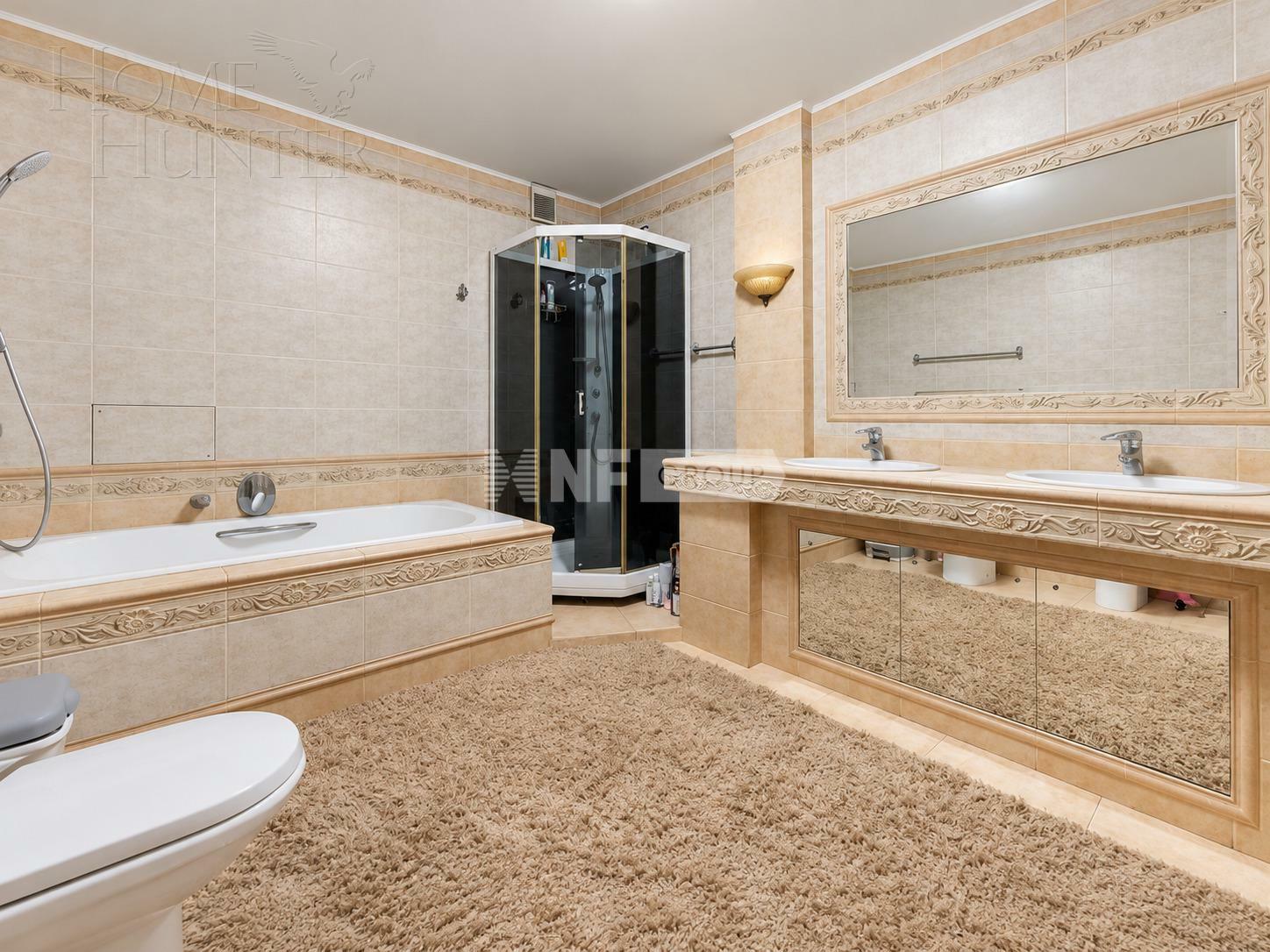5-УРОВНЕВЫЙ ТАУНХАУС С ОТДЕЛКОЙ 323.7 М² НА 1 ЭТАЖЕ