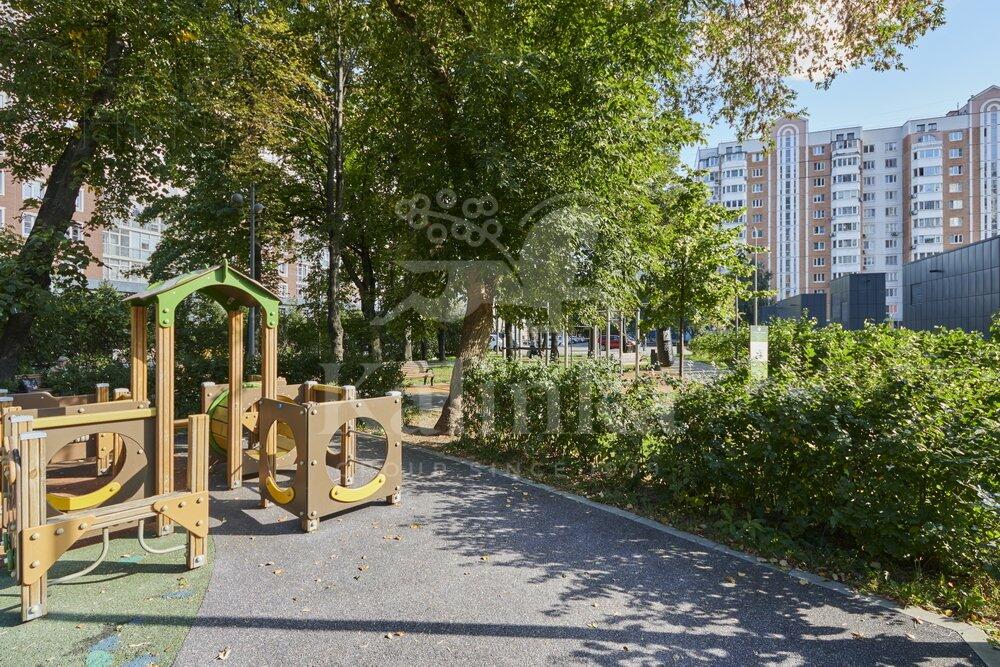 4-КОМН. КВАРТИРА С ОТДЕЛКОЙ 144 М² НА 28 ЭТАЖЕ