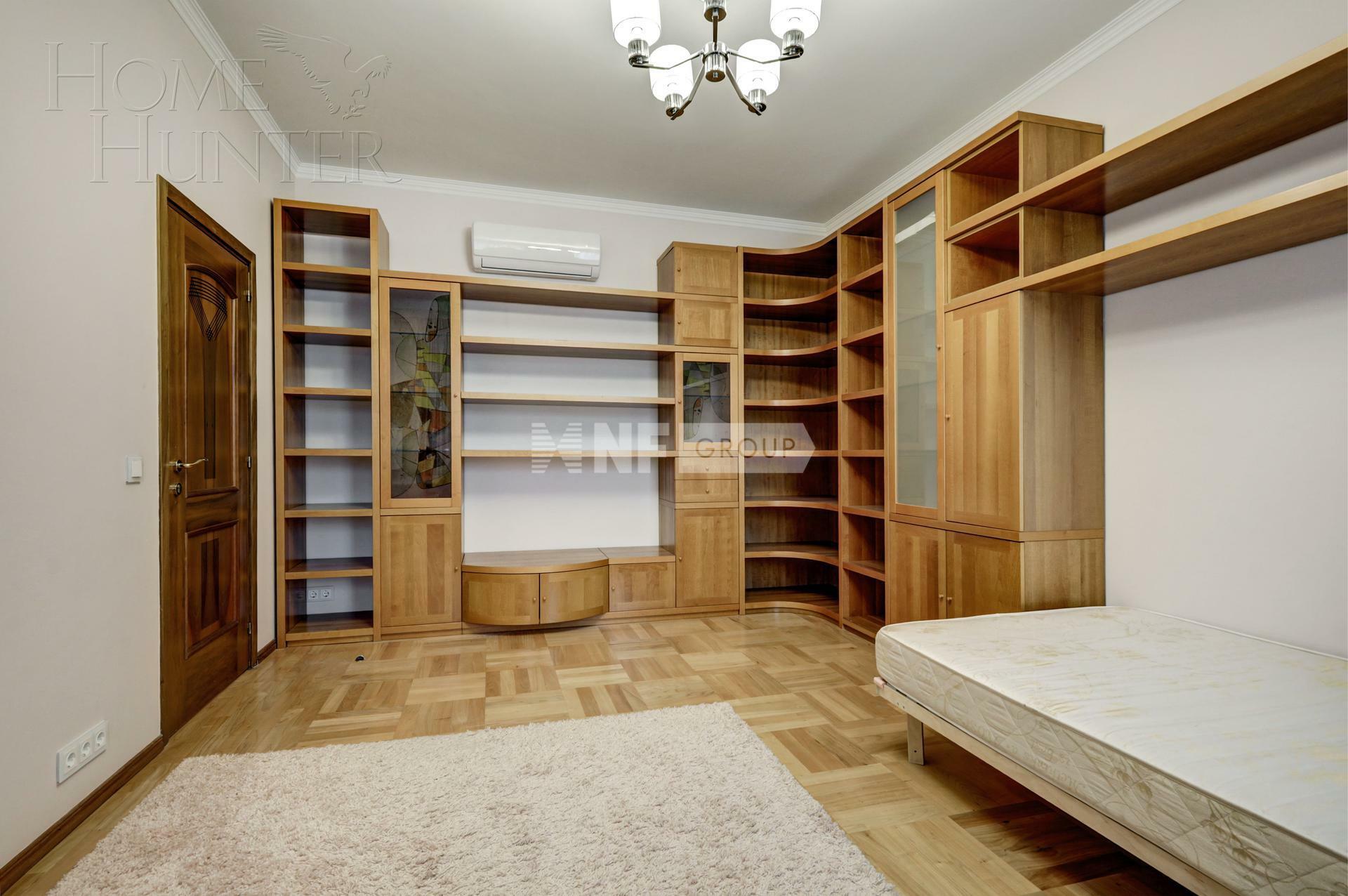 4-КОМН. КВАРТИРА С ОТДЕЛКОЙ 193 М² НА 4 ЭТАЖЕ