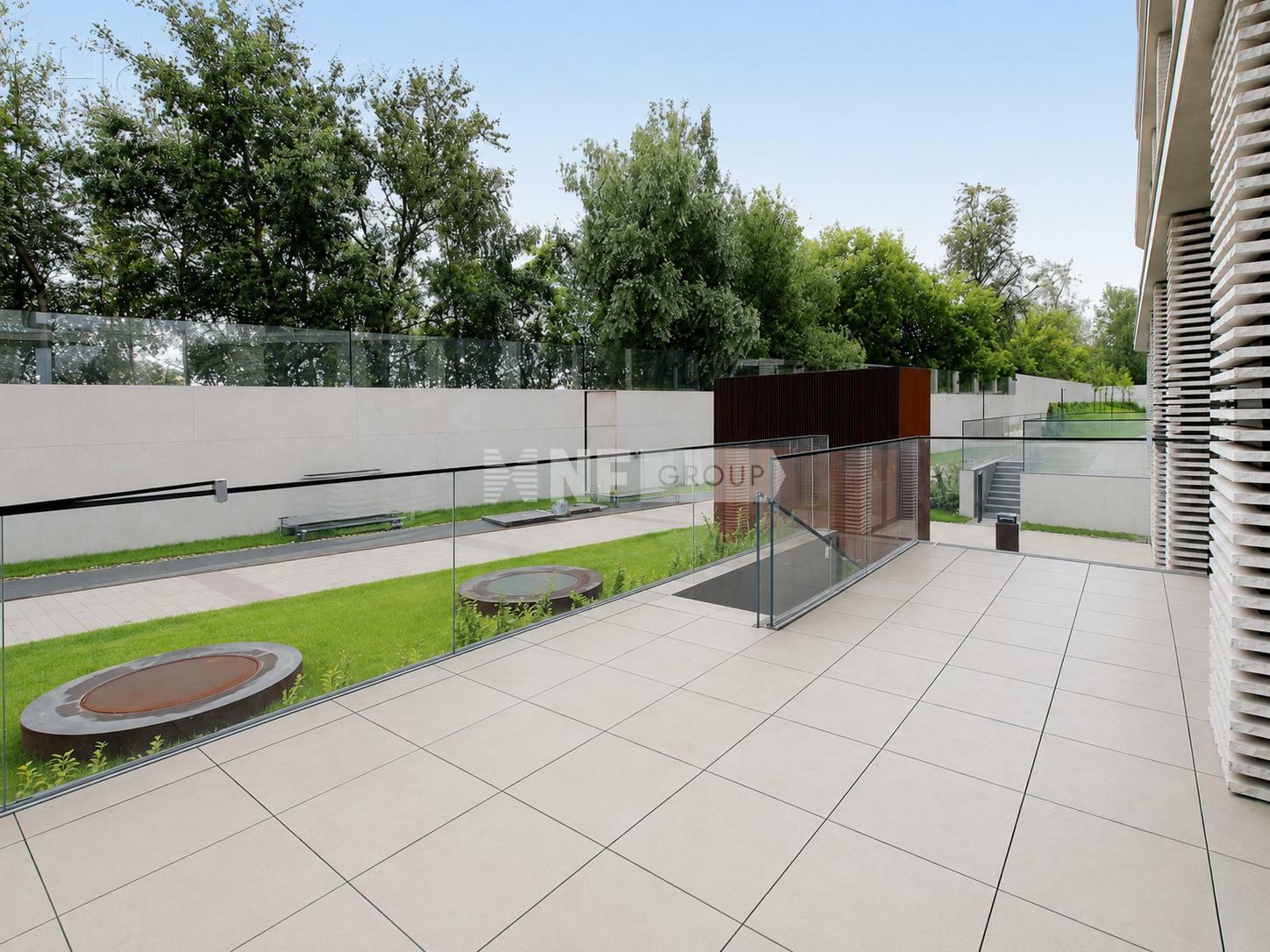 4-КОМН. КВАРТИРА С ОТДЕЛКОЙ 150 М² НА 1 ЭТАЖЕ